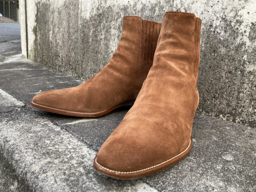 ラグジュアリーブランドのSAINT LAURENT