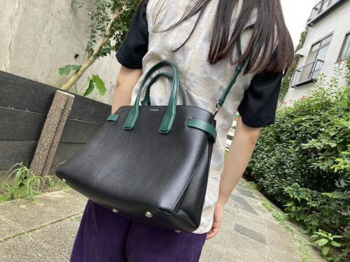 レディース　下北　古着　ラグジュアリーブランド