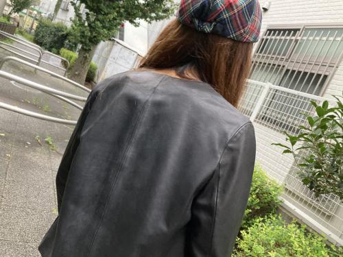 ベジタブルシープレザーノーカラージャケットのレディース　下北沢　古着　ブランド古着