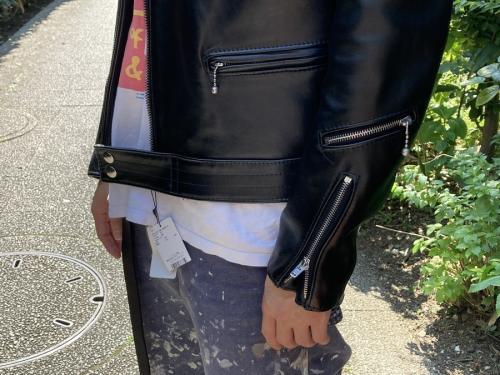 ルイスレザースのライダースジャケット