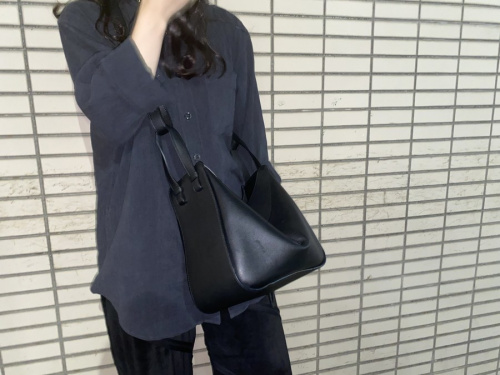 ラグジュアリーブランドのLOEWE