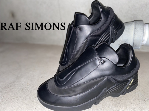インポートブランドのRAF SIMONS