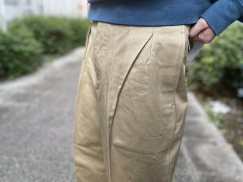 フレンチアーミーのM-52トラウザー