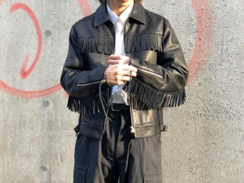 ライダースジャケットのフリンジ