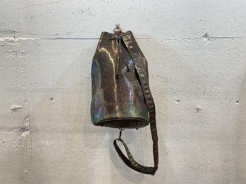 玉虫ボクサーバッグのデザインデニムパンツ