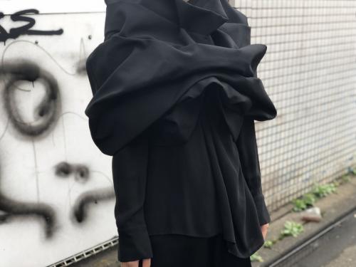 レイヤードケープ