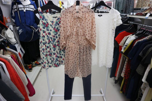 ワンピースの春物