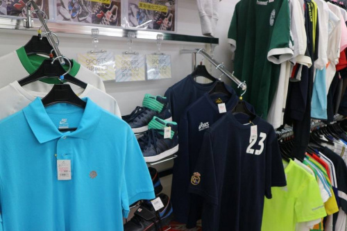 スポーツのアウトレット