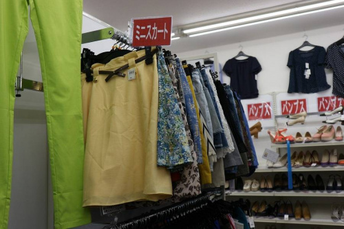 イベントなうの安い　古着屋