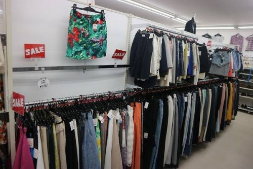 古着の安い　SALE　