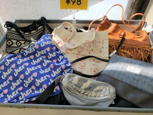 ユーズレットの洋服