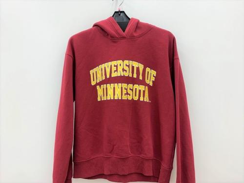 ユーズレットのパーカー