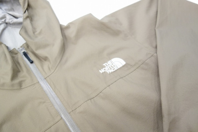 「アウトドアブランドのTHE NORTH FACE 」