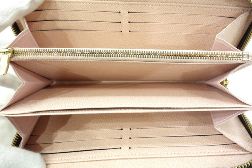 ジッピーウォレットの財布