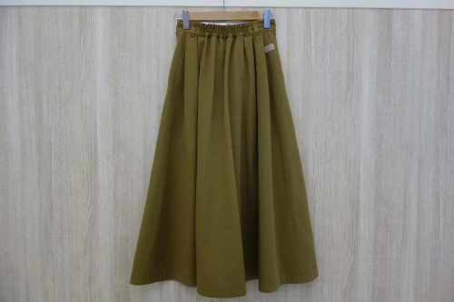 ディッキーズのTCツイルタックロングスカート