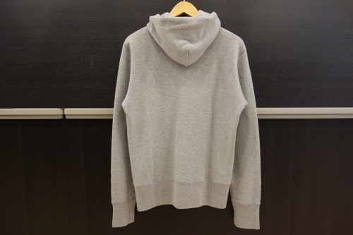 エムエイチエル×ループウィラーのジップアップパーカー