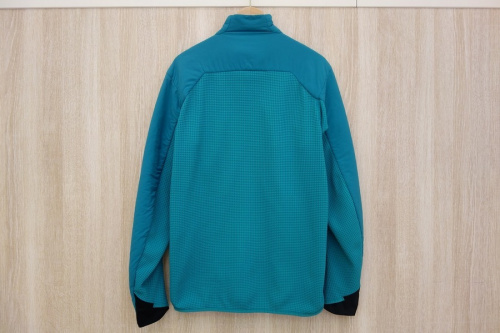 パタゴニアのナノエアライトハイブリッドジャケット