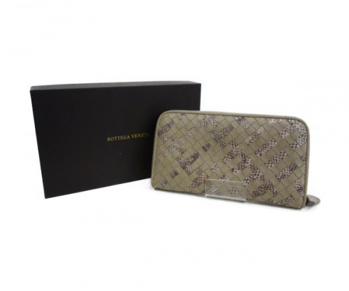 ラグジュアリーブランドのBOTTEGA VENETA