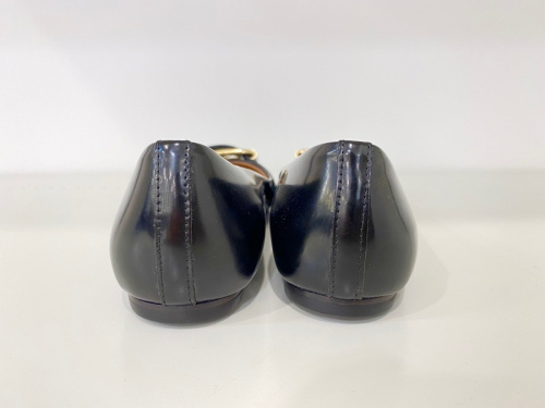 ベルテッドフラットシューズのレディース