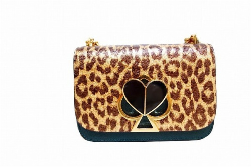 フェミニンブランドのkate spade