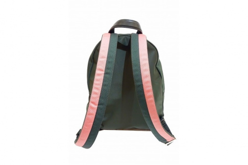 ケイトスペードのリュック