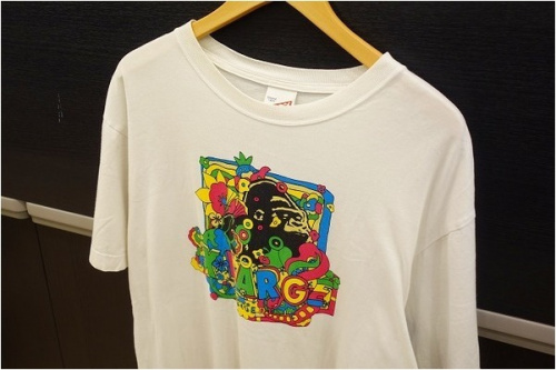 エクストララージのプリントTシャツ