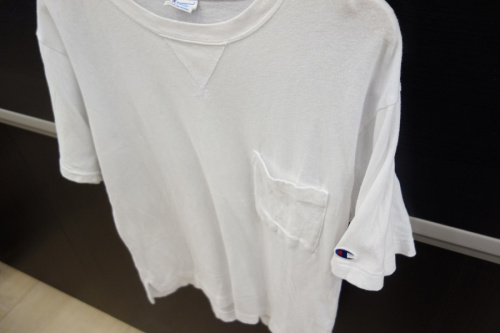 チャンピオンのポケットTシャツ