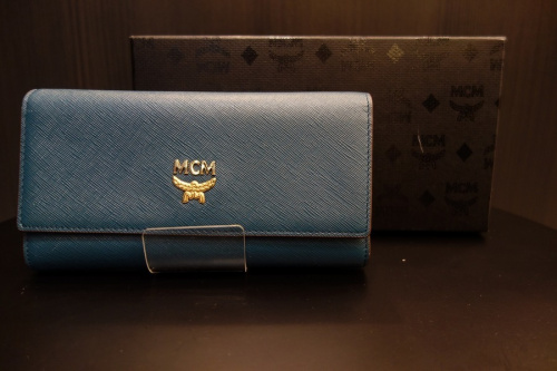 ラグジュアリーブランドのMCM