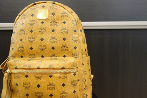 ラグジュアリーブランドのMCM