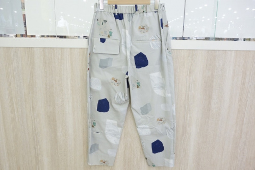 ドゥルカマラのイージースラックスパンツ