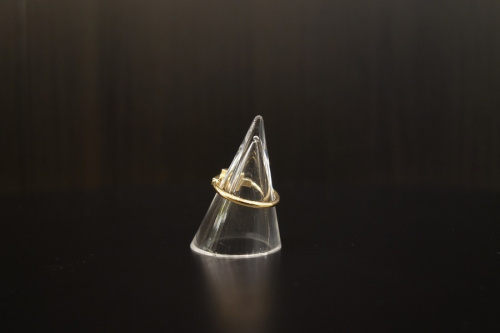 ティファニーのTワイヤーダイヤリング