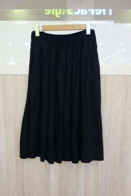 MARGARET HOWELLのマーガレットハウエル