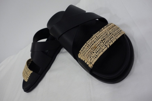 レザーサンダルのメンズ