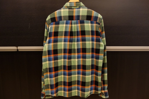 パレスのフランネルシャツ