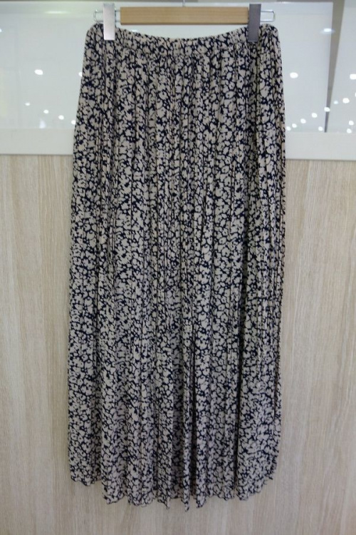 スピック&スパンのプリーツスカート