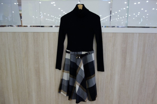 BLUE LABEL CRESTBRIDGEのブルーレーベル・クレストブリッジ