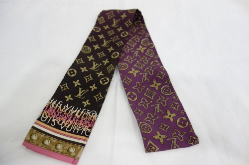 ルイヴィトンのシルクスカーフ