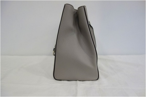 マイケルコースの2wayショルダーバッグ