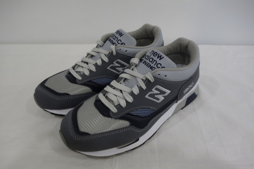 ニューバランスのローカットスニーカー