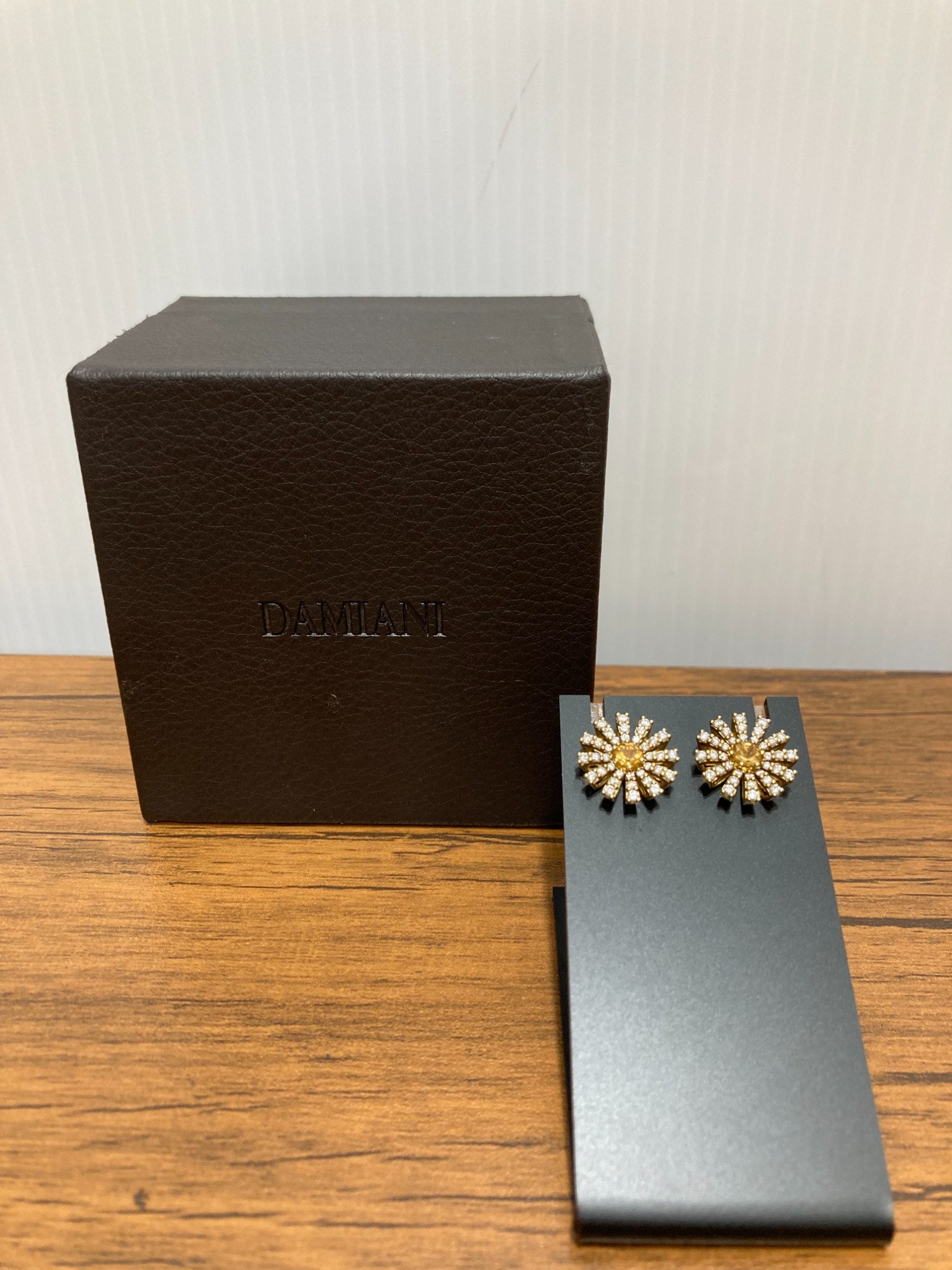 人気 DAMIANI ダミアーニ マルゲリータ シトリン ピアス 三越伊勢丹 | DAMIANI/ダミアーニ通販 | マルゲリータ イエロー