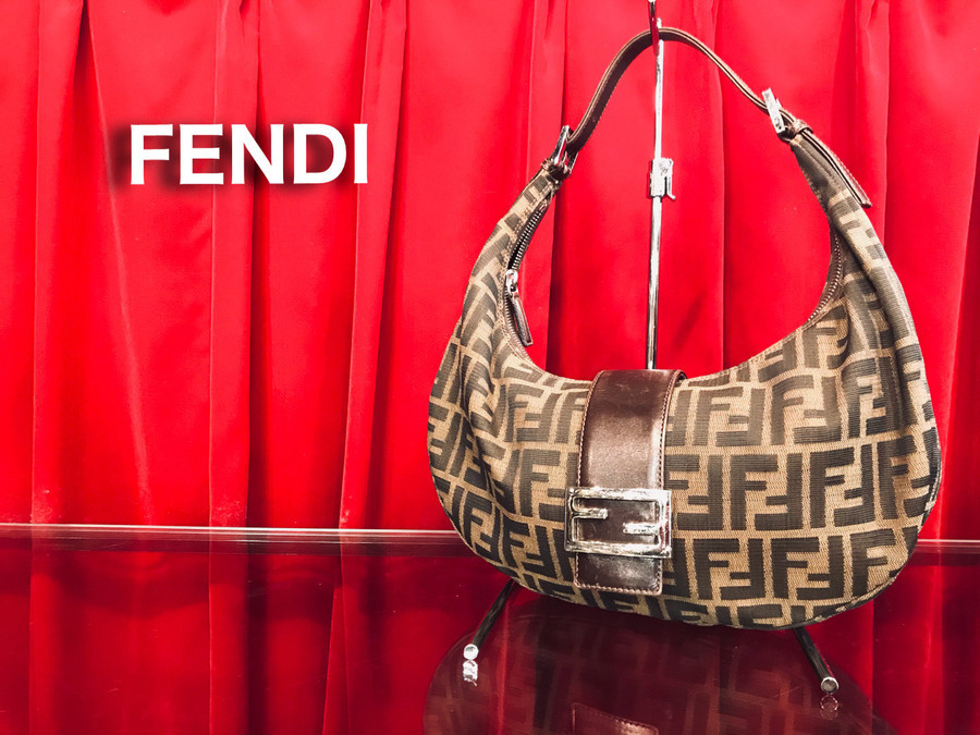 人気ハイブランド【FENDI/フェンディ】よりズッカ柄マンマバケット（0916321001）が買取入荷しました。[2021.02.10発行]