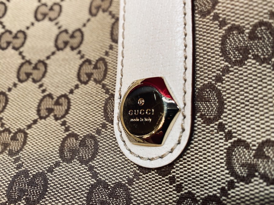 人気ハイブランド【GUCCI/グッチ】よりGGキャンバスレザートートバッグ