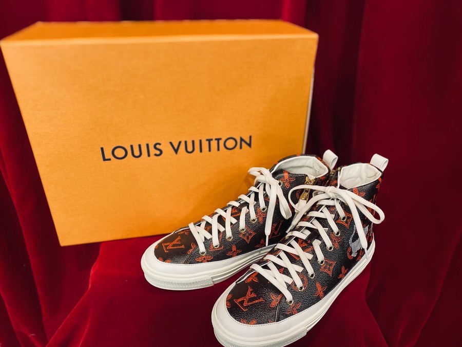 有名ブランド【LOUIS VUITTON/ルイ ヴィトン】よりCatogram