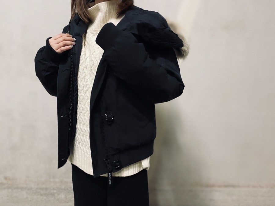 人気ブランド【CANADA GOOSE/カナダグース】よりLABRADOR BOMBER