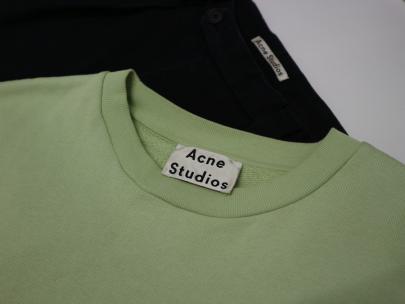 「インポートブランドのacne studios 」