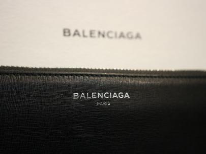 「ラグジュアリーブランドのBALENCIAGA 」