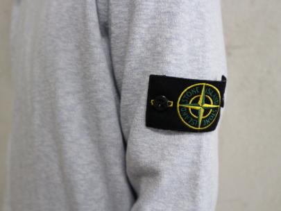 「インポートブランドのSTONE ISLAND 」