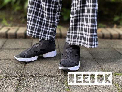 「スニーカーのReebok 」