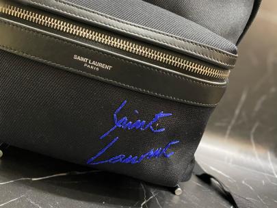 「ラグジュアリーブランドのSAINT LAURENT 」