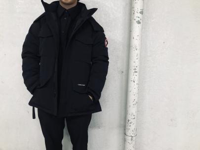 「アウトドアブランドのCANADA GOOSE 」